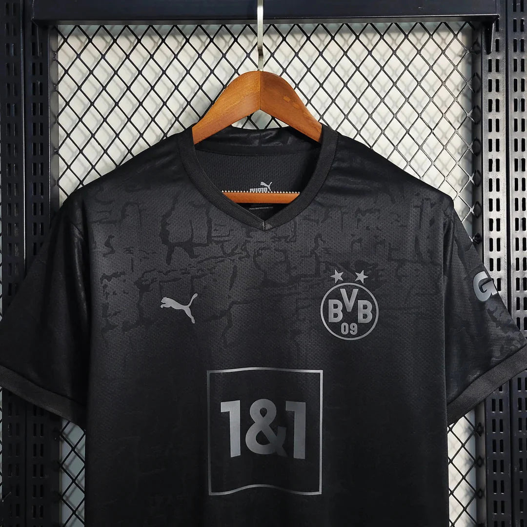 Maglia speciale oscurante del Dortmund 23/24