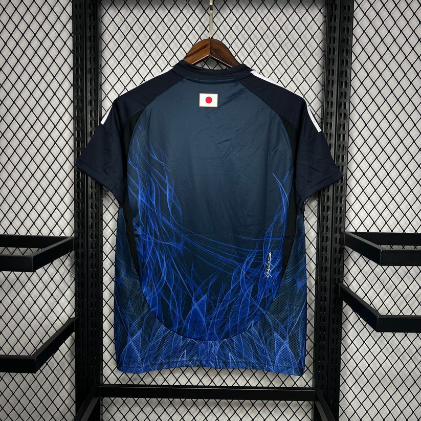 Maglia casalinga del Giappone 24/25