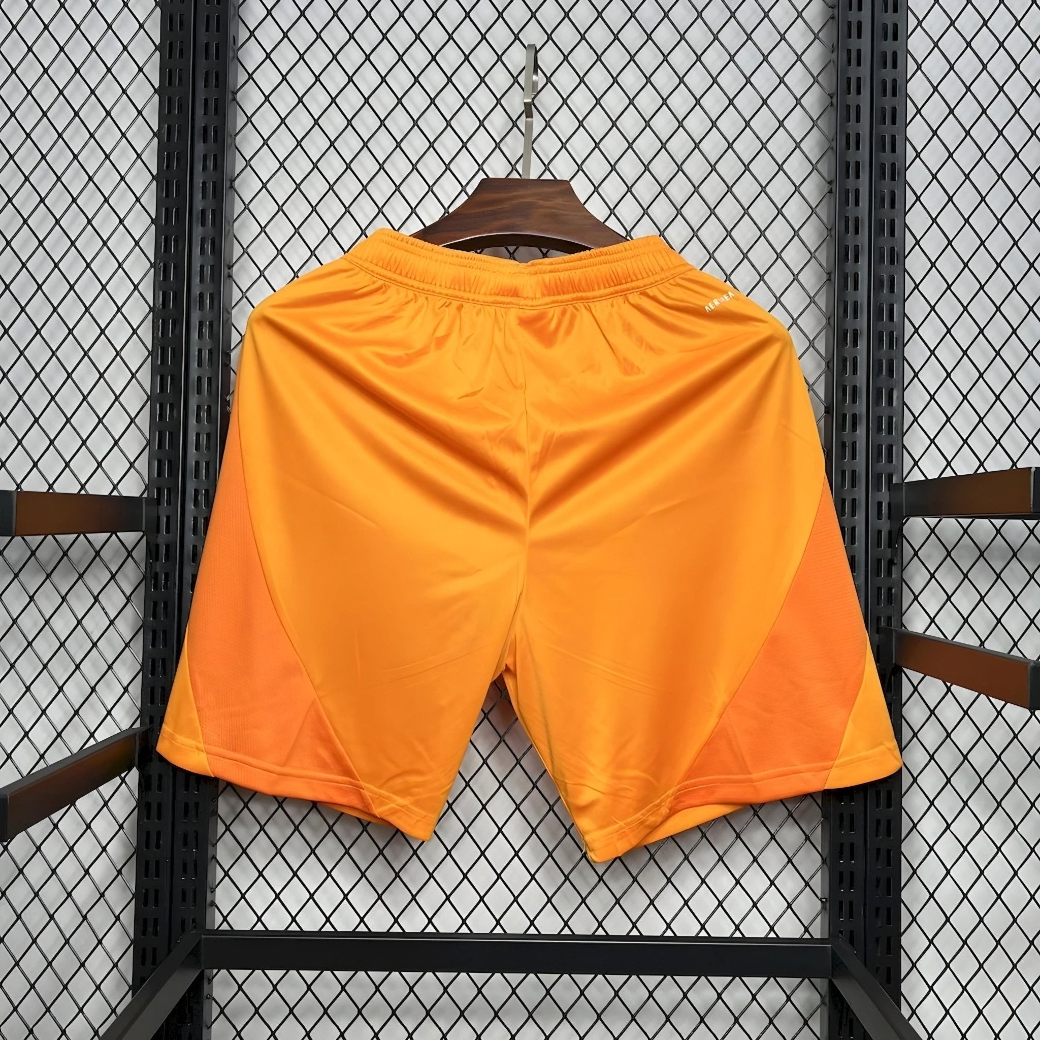 Pantaloncini da trasferta 24/25 del Real Madrid