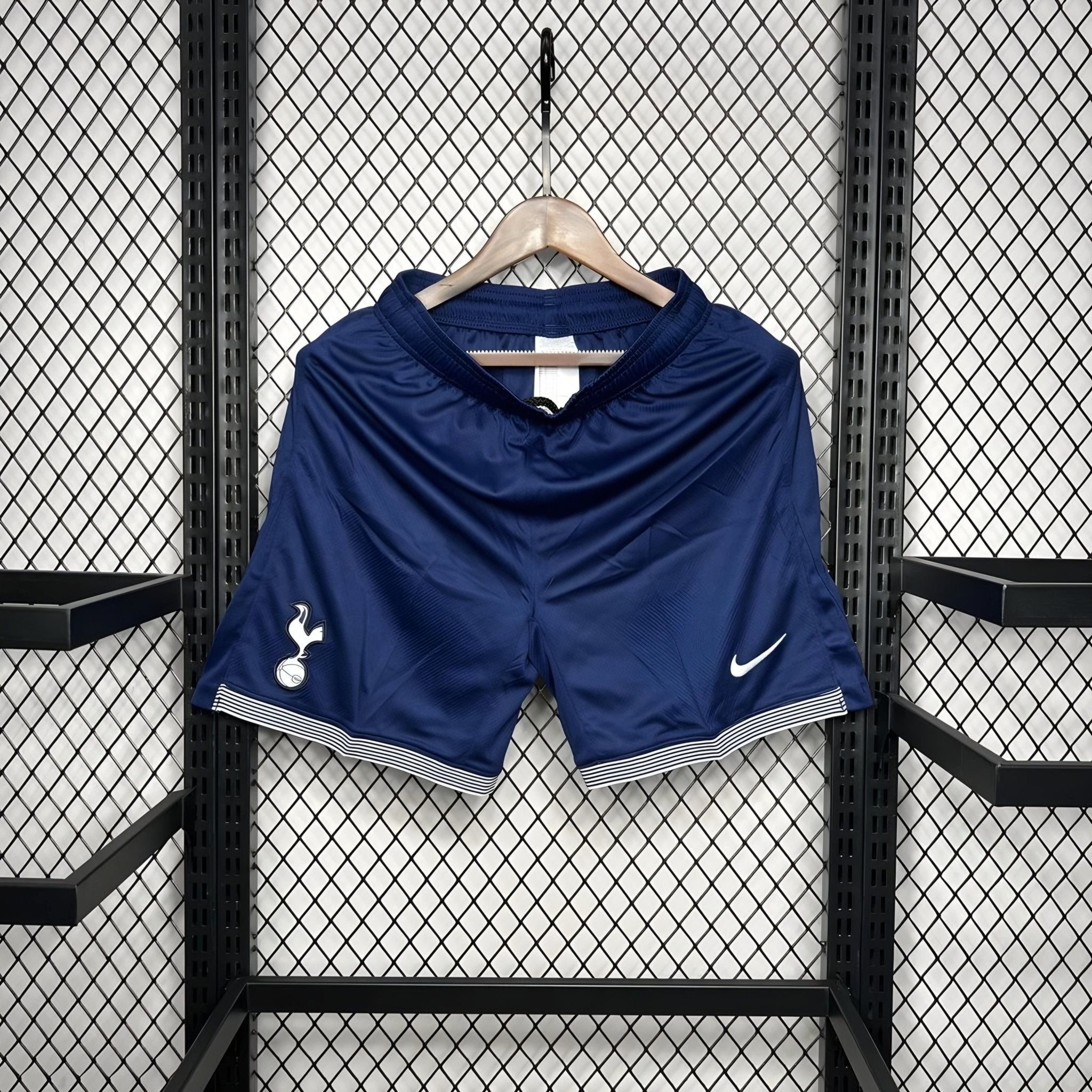 Pantaloncini Home 24/25 del Tottenham